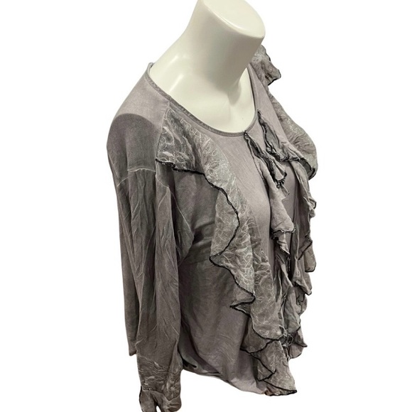 POL Gray Ruffle Blouse medium boho - Picture 3 of 6